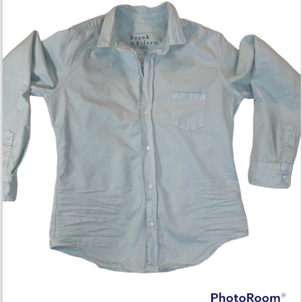 Frank and Eileen, Famous Denim Barry Classic Tattered Wash Button-Up EUC